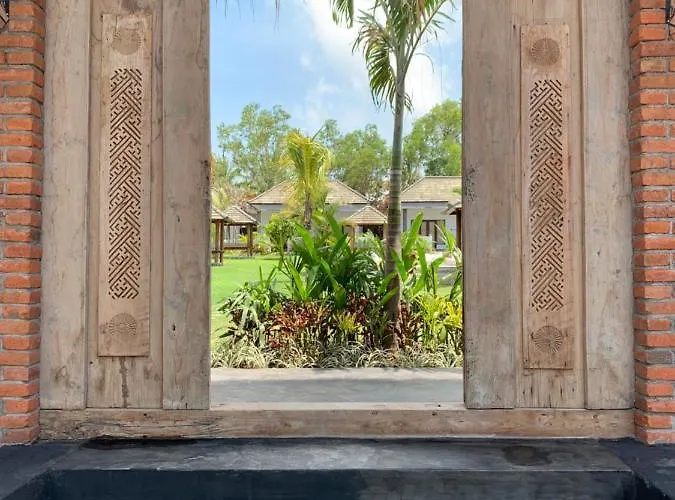 Village Bali 4*
